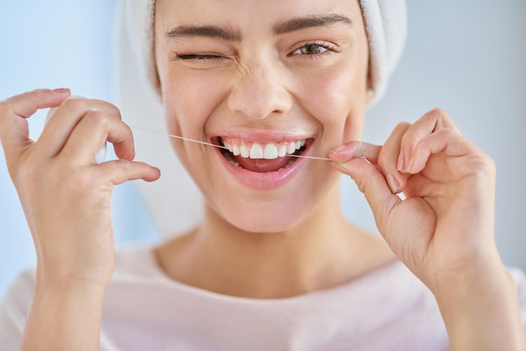 Make Flossing a Part of Your Daily Routine