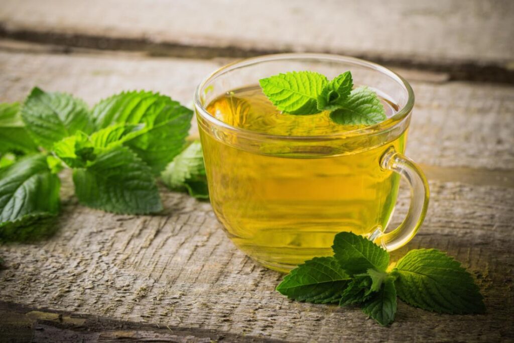 the effect of peppermint tea on staining teeth