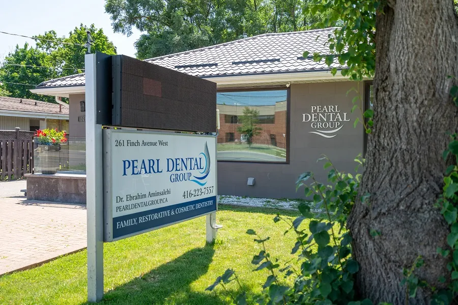 A Dental Clinic Built for the Yonge and Finch Crowd