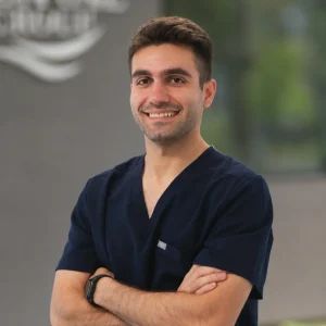 Dr. Pourya Aminsalehi Dr. Pourya Aminsalehi